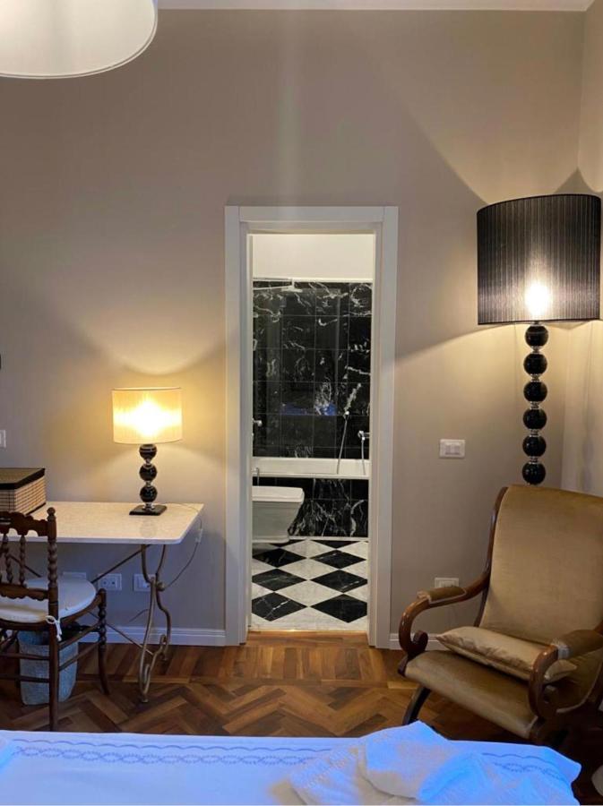 フィレンツェCharming Apt In San Fredianoアパートメント エクステリア 写真